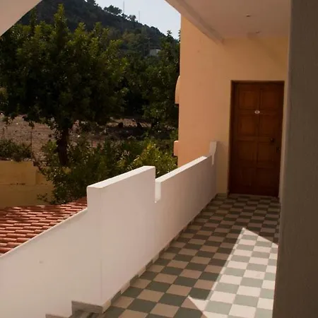 Aparthotel La Luna Stalida